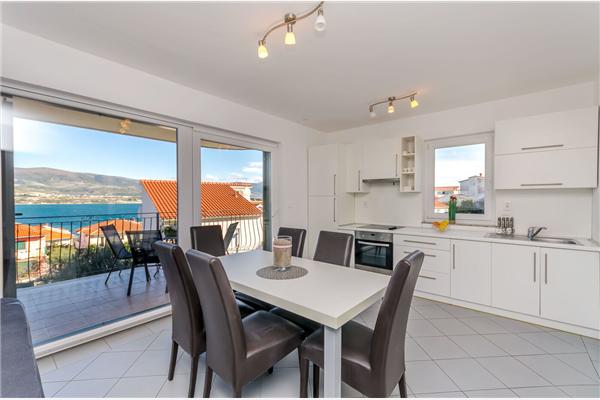 Apartment A2, for 6 persons