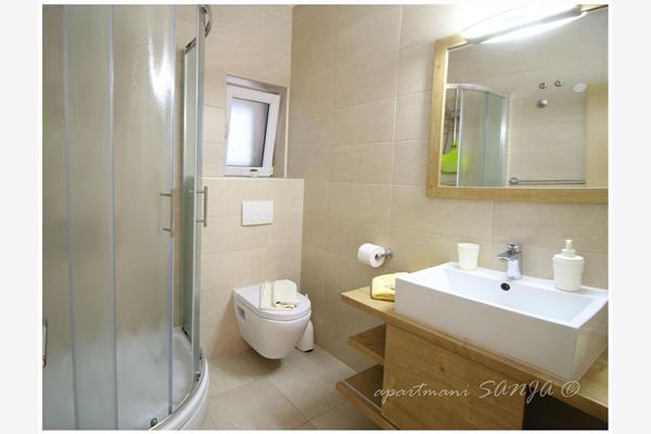 Apartment A4, for 5 persons