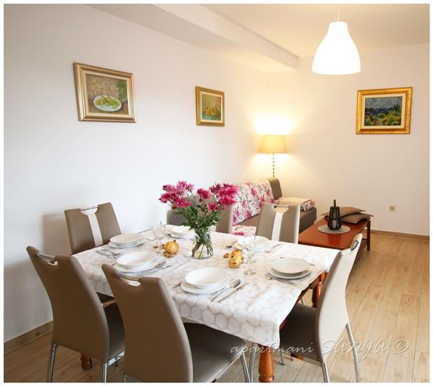 Apartment A4, for 5 persons