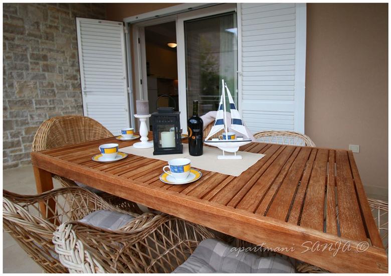 Apartment A4, for 5 persons