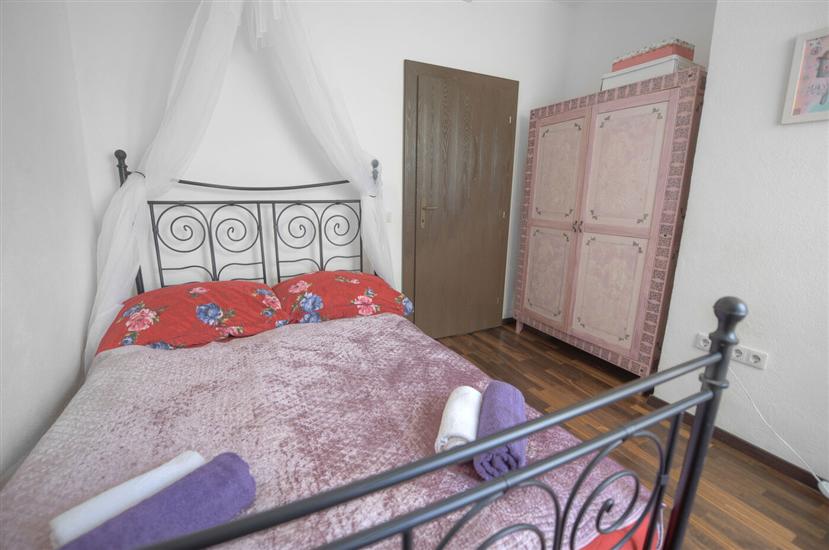 Apartment A1, for 8 persons