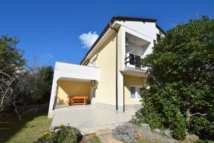 Apartments Buturajac