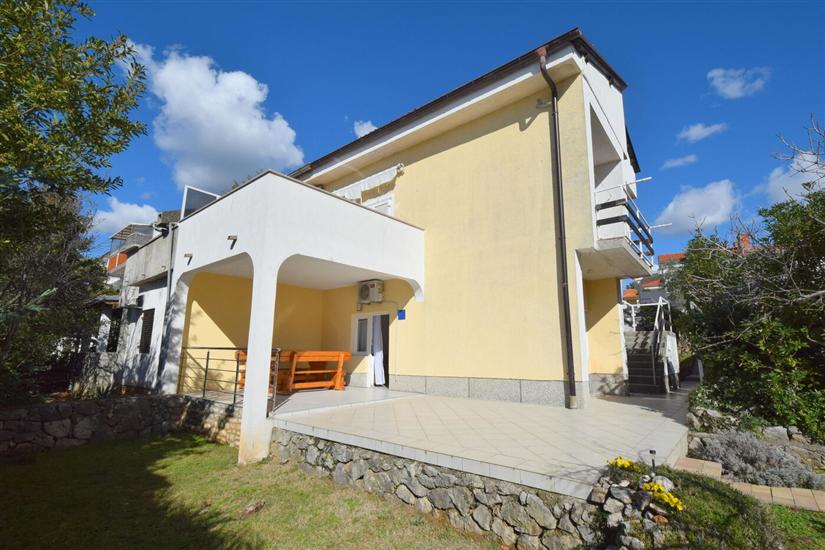 Apartments Buturajac