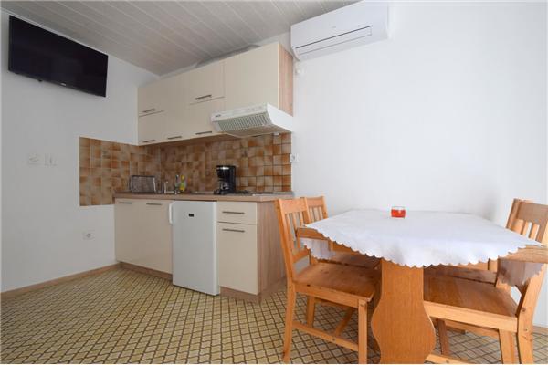 Apartment A2, for 3 persons