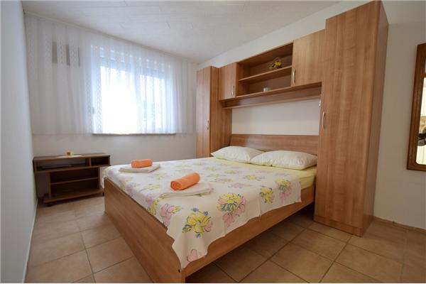 Apartment A2, for 3 persons