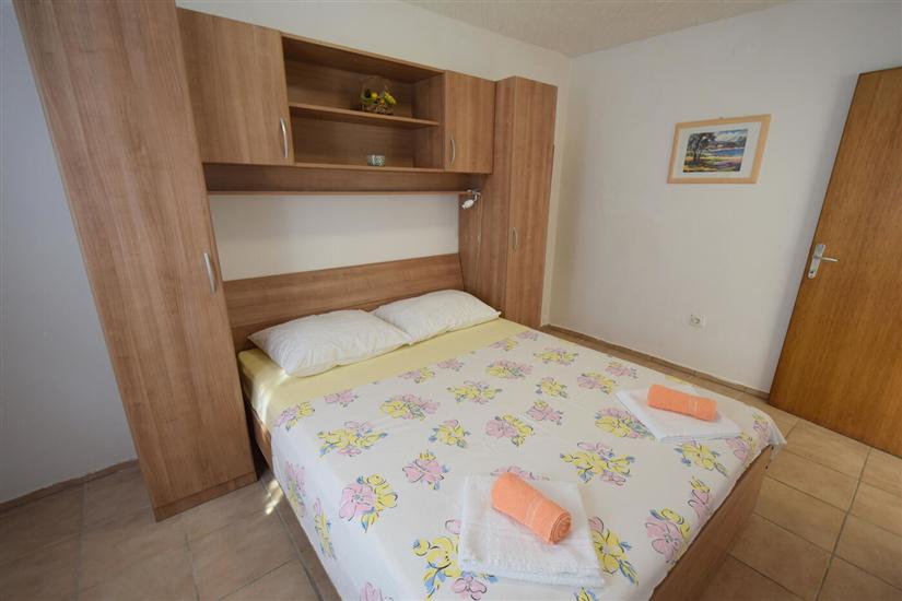Apartment A2, for 3 persons
