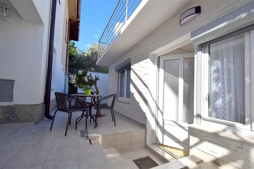 Apartment A2, for 3 persons