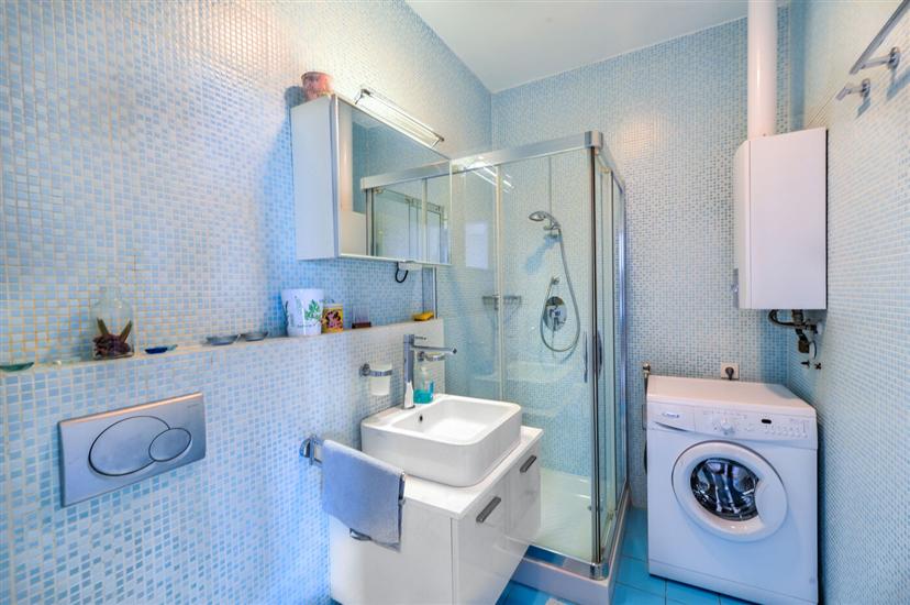 Apartment A3, for 6 persons