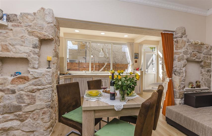 Apartment A1, for 4 persons