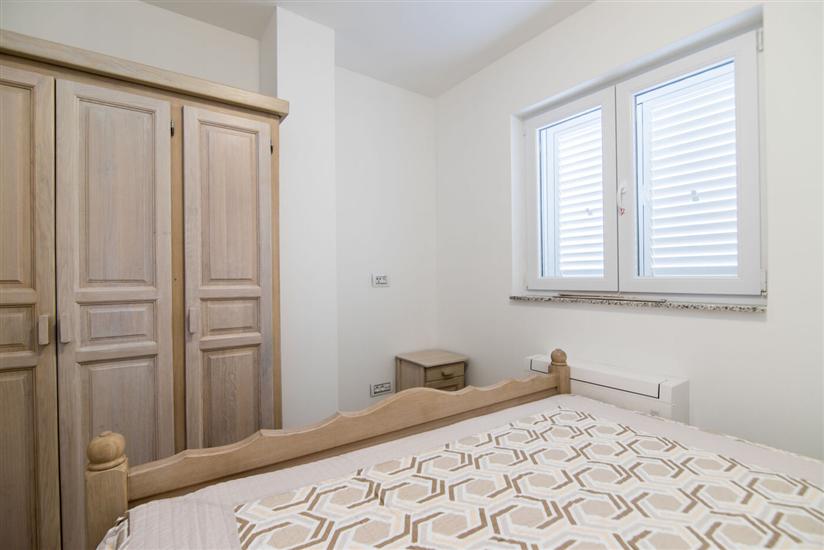 Apartment A1, for 6 persons