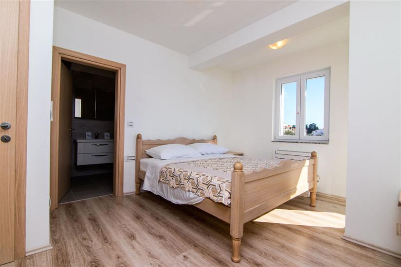 Apartment A2, for 6 persons