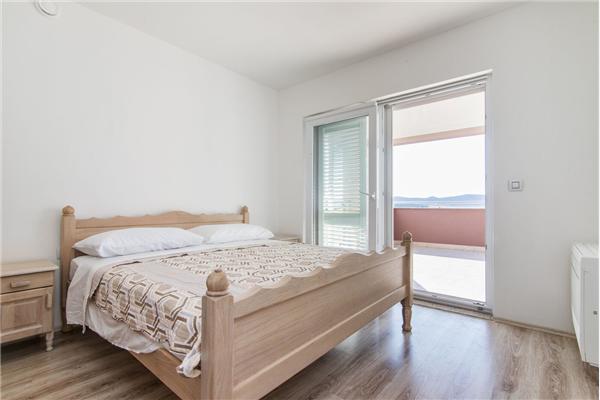 Apartment A3, for 6 persons