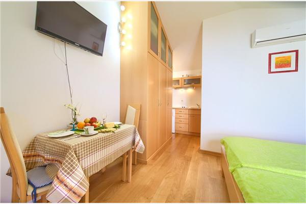 Apartment A1, for 2 persons