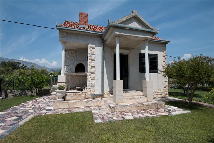 Apartment Ana with private pool