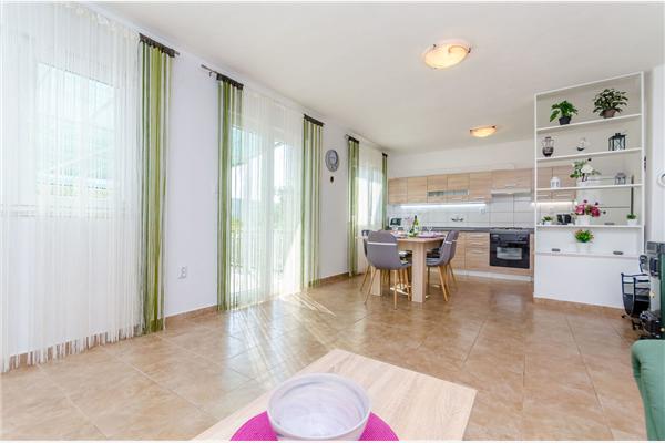 Apartment A1, for 8 persons