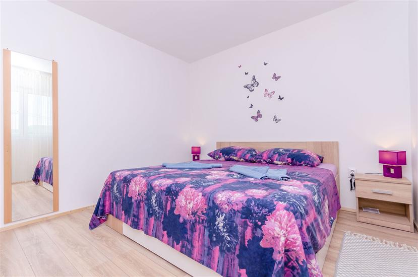 Apartment A1, for 8 persons