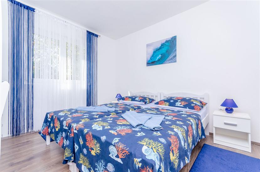 Apartment A1, for 8 persons