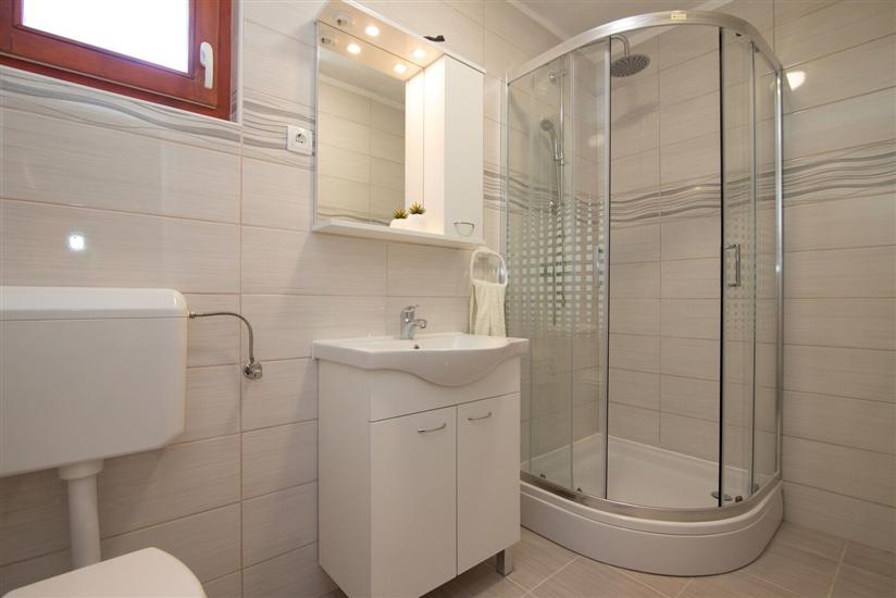 House K1, for 5 persons