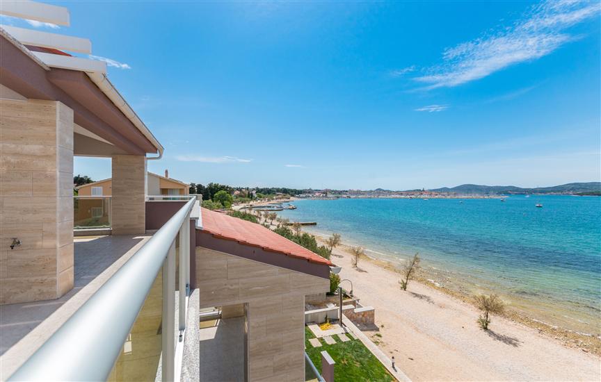 Apartment A3, for 6 persons