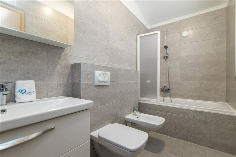 Apartment A3, for 6 persons