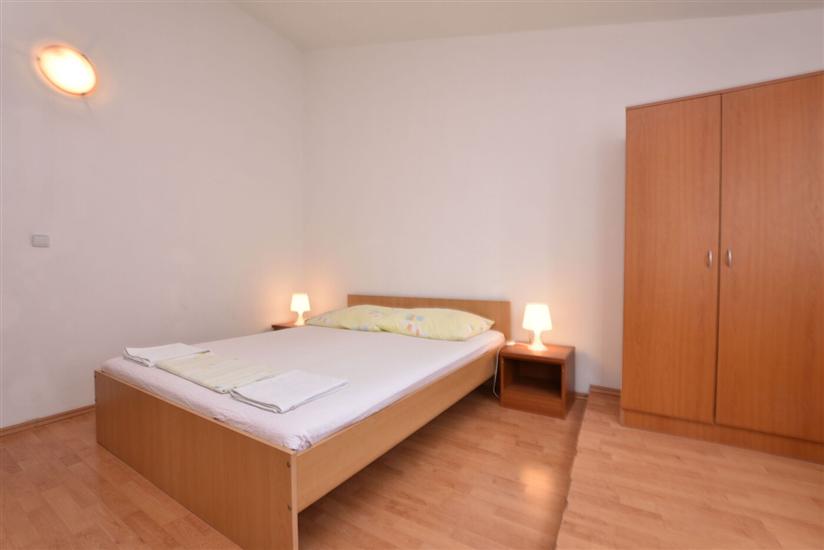 Apartment A3, for 5 persons
