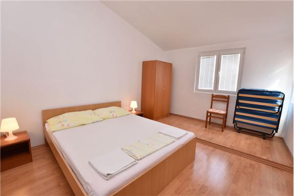 Apartment A3, for 5 persons