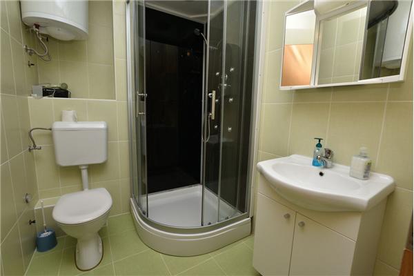 Apartment A3, for 5 persons