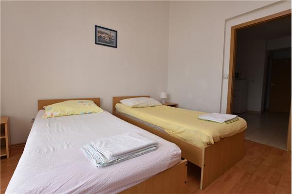 Apartment A3, for 5 persons