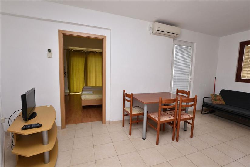 Apartment A3, for 5 persons