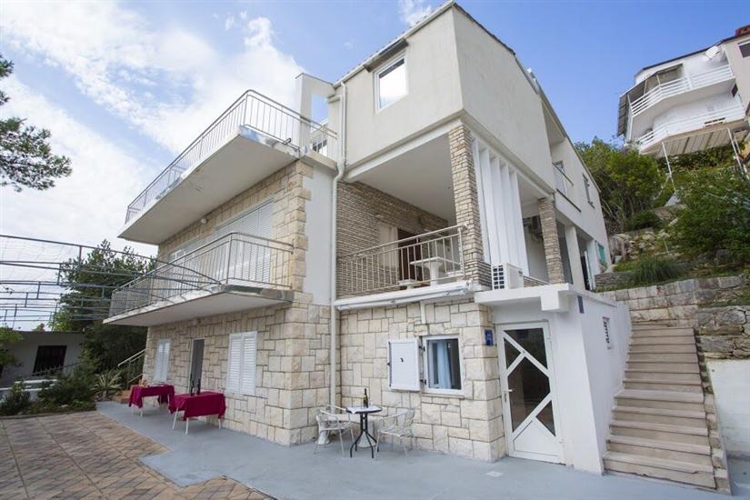 Apartments VILLA DVORSKI