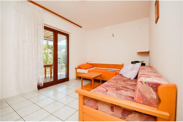 Apartment A5, for 6 persons