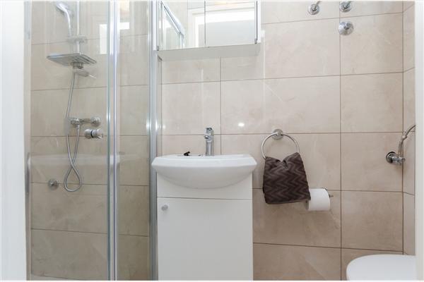 Apartment A1, for 5 persons