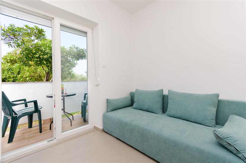 Apartment A1, for 5 persons