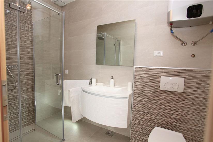 Apartment A2, for 5 persons