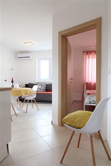 Apartment A2, for 5 persons