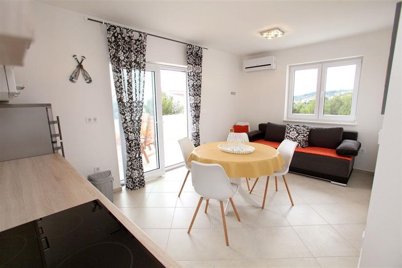 Apartment A2, for 5 persons