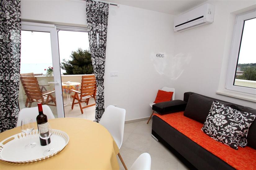 Apartment A2, for 5 persons