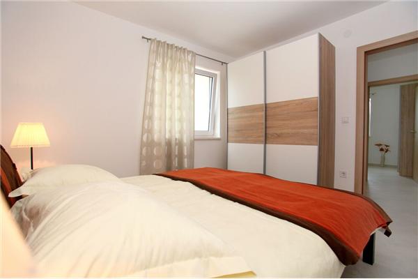 Apartment A3, for 5 persons