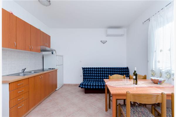Apartment A2, for 4 persons
