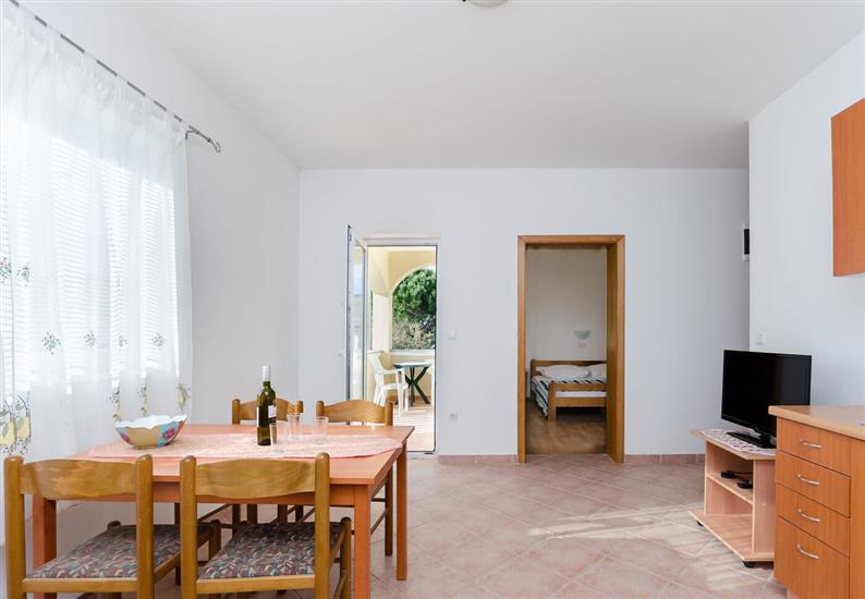 Apartment A5, for 4 persons