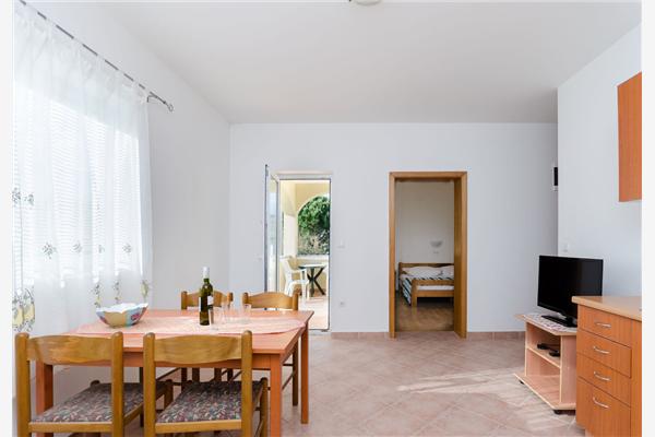 Apartment A5, for 4 persons