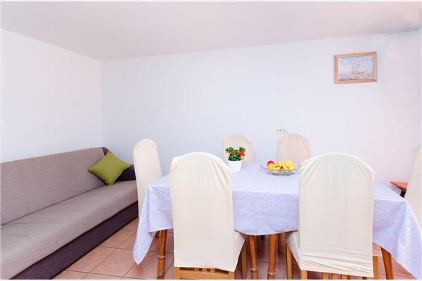 Apartment A3, for 7 persons