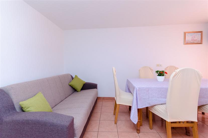 Apartment A3, for 7 persons