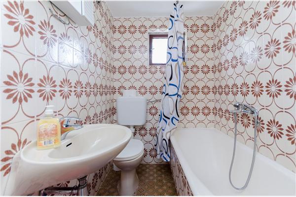 Apartment A3, for 7 persons