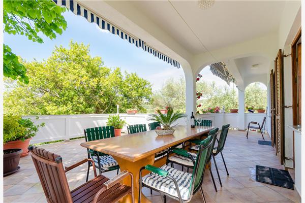 Apartment A1, for 6 persons