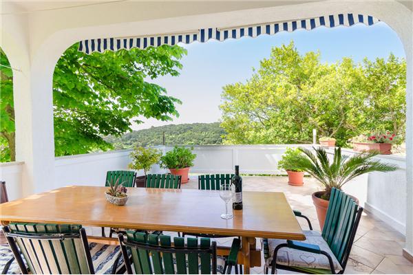 Apartment A1, for 6 persons