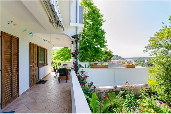 Apartment A1, for 6 persons