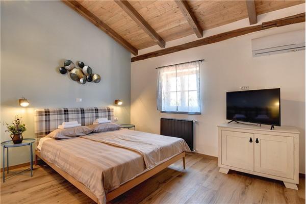 House K1, for 8 persons