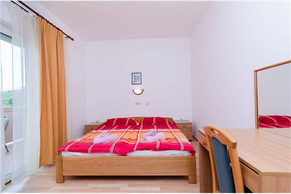 Apartment A2, for 5 persons
