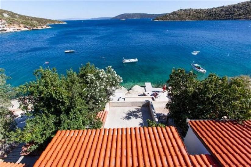 Apartment A2, for 5 persons